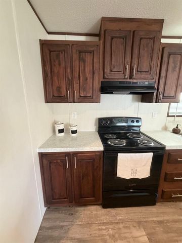 8330 NE 113TH LANE, Bronson, FL 32621