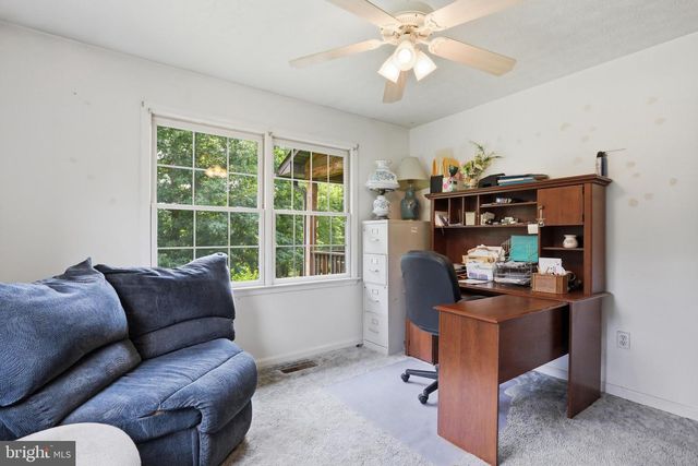 1201 PILGRIMS WAY, Bentonville, VA 22610