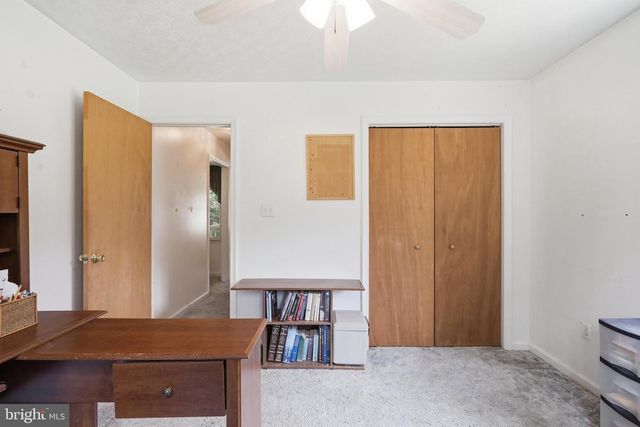 1201 PILGRIMS WAY, Bentonville, VA 22610