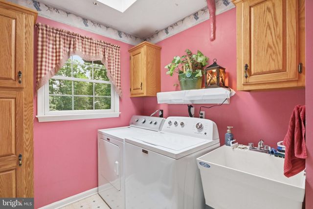1201 PILGRIMS WAY, Bentonville, VA 22610