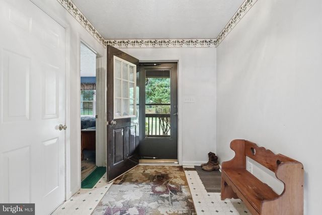 1201 PILGRIMS WAY, Bentonville, VA 22610