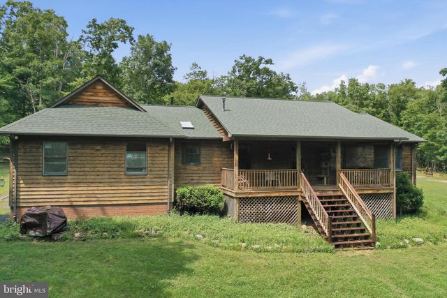 1201 PILGRIMS WAY, Bentonville, VA 22610