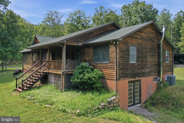 1201 PILGRIMS WAY, Bentonville, VA 22610