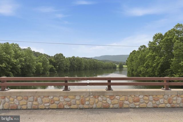 1201 PILGRIMS WAY, Bentonville, VA 22610