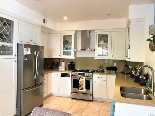 971 S Flintridge Way, Anaheim Hills, CA 92808