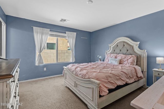 7570 E Kinnison Wash Loop, Tucson, AZ 85730