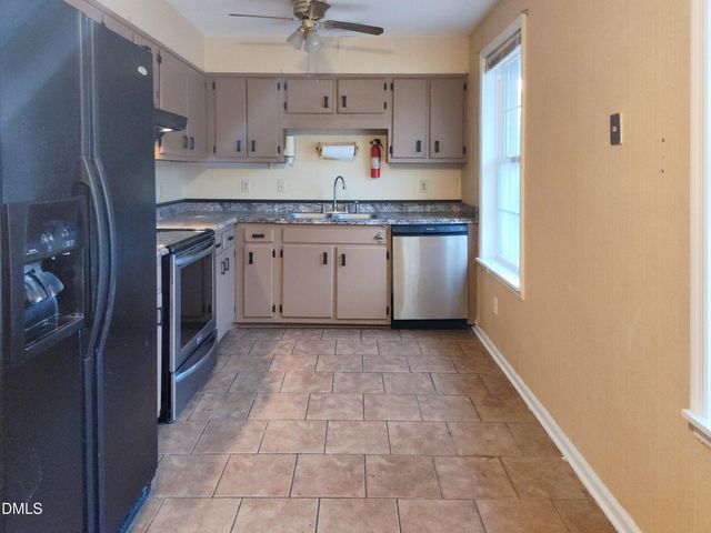 205 Darrel Road, La Grange, NC 28551