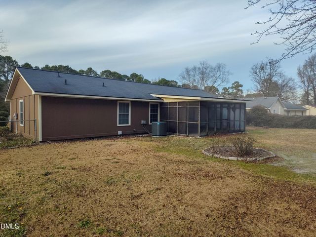 205 Darrel Road, La Grange, NC 28551