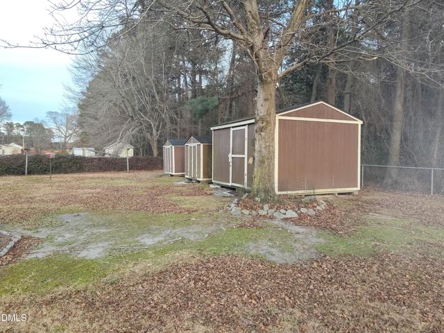 205 Darrel Road, La Grange, NC 28551