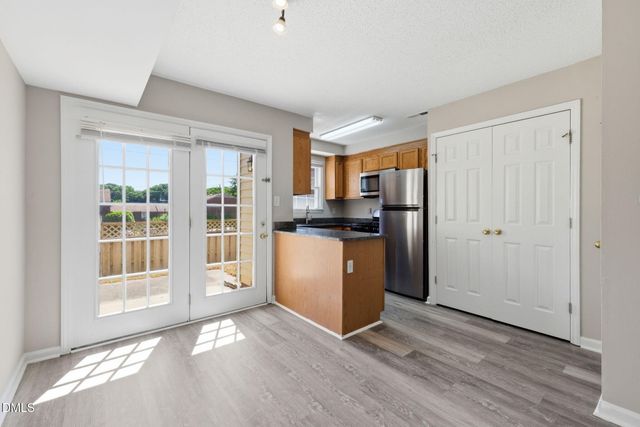 145 Jones Franklin Road D, Raleigh, NC 27606