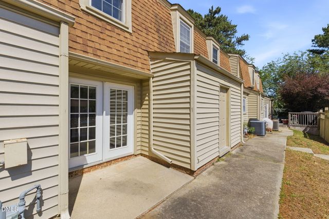 145 Jones Franklin Road D, Raleigh, NC 27606