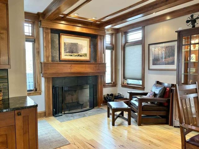 802 E Silver Spring DRIVE, Whitefish Bay, WI 53217