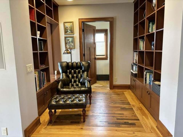 802 E Silver Spring DRIVE, Whitefish Bay, WI 53217