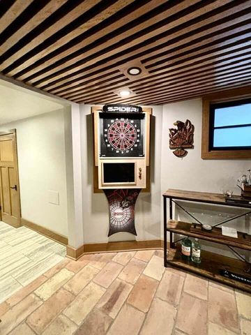 802 E Silver Spring DRIVE, Whitefish Bay, WI 53217