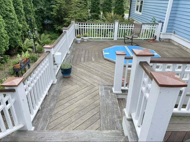 802 E Silver Spring DRIVE, Whitefish Bay, WI 53217