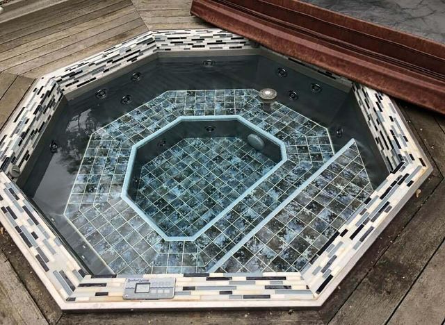 802 E Silver Spring DRIVE, Whitefish Bay, WI 53217