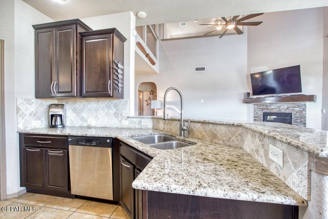 14325 ARABIAN POINT, El Paso, TX 79938