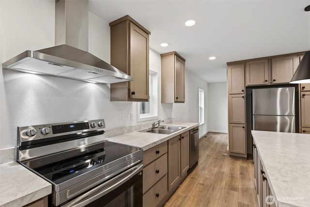 707 10th Street, Vader, WA 98593