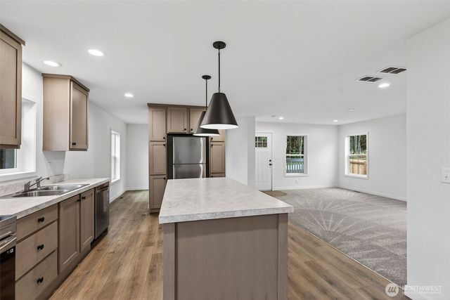 707 10th Street, Vader, WA 98593