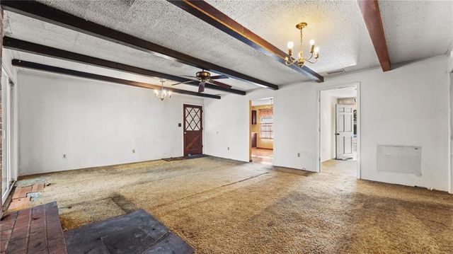 6902 Blacks Bluff SW Road, Cave Spring, GA 30124