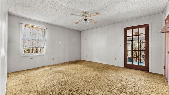 6902 Blacks Bluff SW Road, Cave Spring, GA 30124