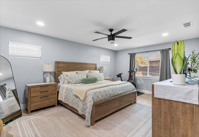 5089 Nash Drive, The Colony, TX 75056