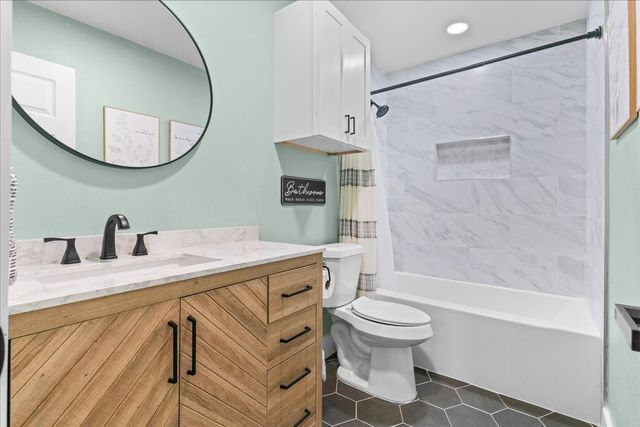 5089 Nash Drive, The Colony, TX 75056