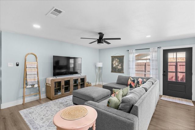 5089 Nash Drive, The Colony, TX 75056