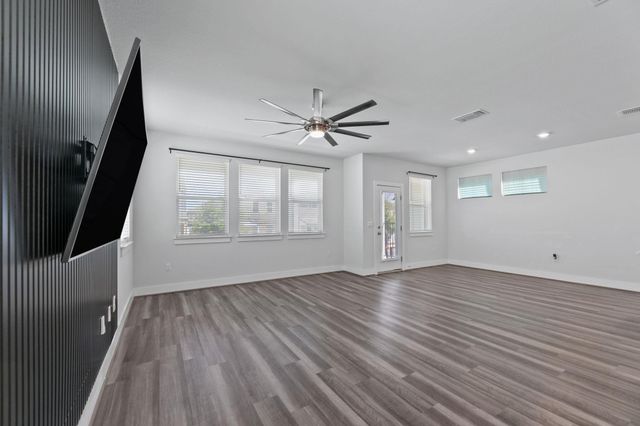 7312 Travertine Spring DR, Austin, TX 78744