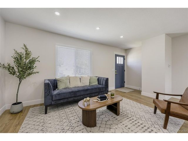 2710 W 101st Pl, Denver, CO 80260