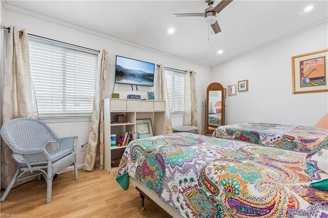 9 Cantamar CT, Hampton, VA 23664