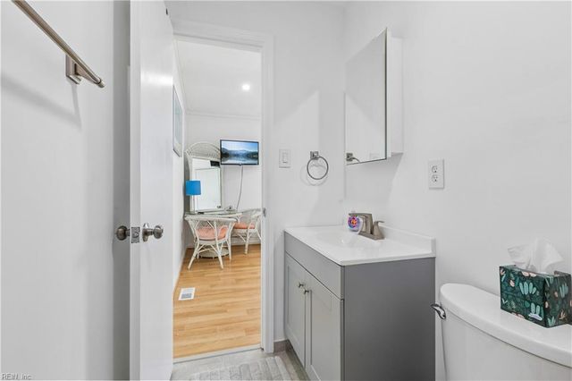 9 Cantamar CT, Hampton, VA 23664