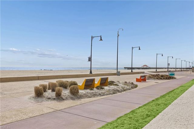 9 Cantamar CT, Hampton, VA 23664