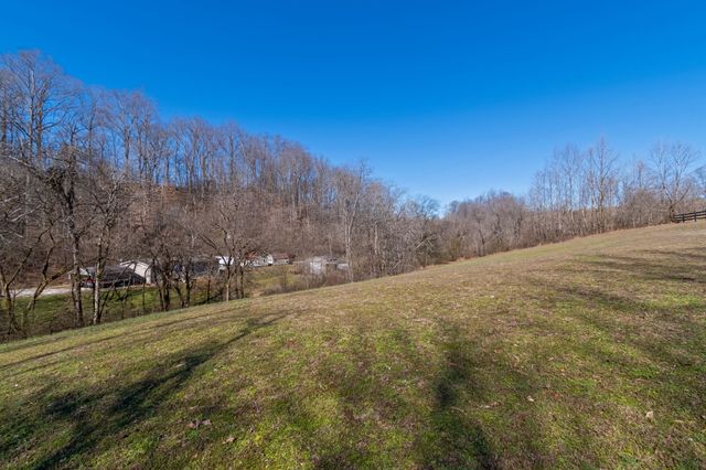 3545 New Highway 7, Santa Fe, TN 38482