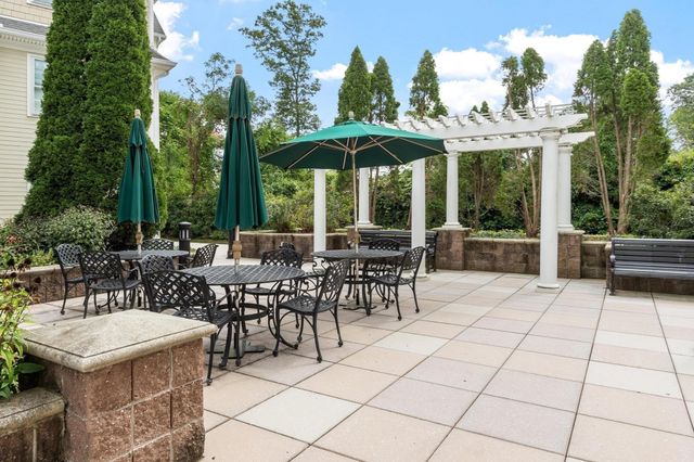 95 Conant St 214, Concord, MA 01742