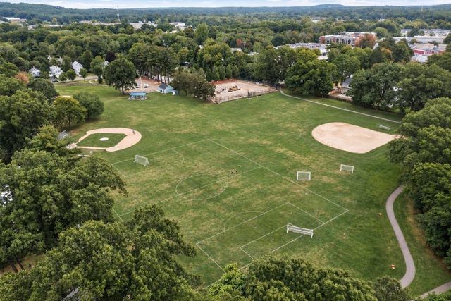 95 Conant St 214, Concord, MA 01742