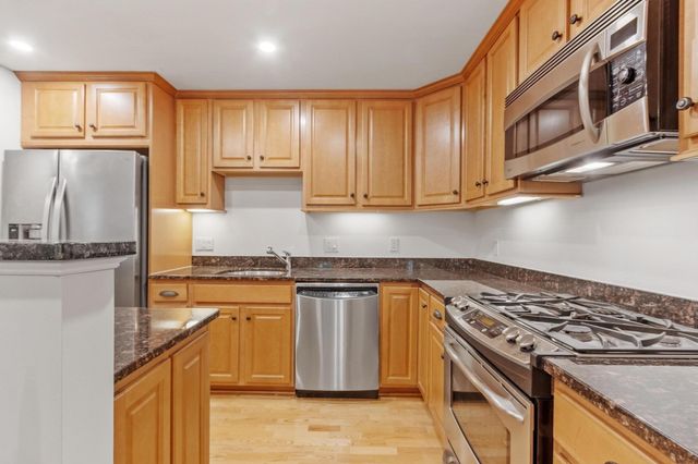 95 Conant St 214, Concord, MA 01742