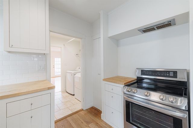 2438 Albans Road, Houston, TX 77005