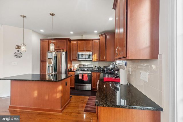22551 CAMBRIDGEPORT SQ, Ashburn, VA 20148