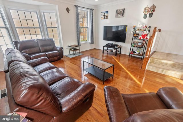 22551 CAMBRIDGEPORT SQ, Ashburn, VA 20148