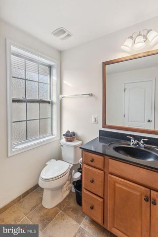 22551 CAMBRIDGEPORT SQ, Ashburn, VA 20148