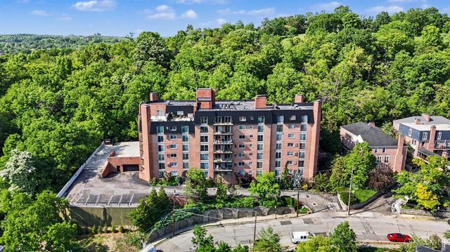 880 Rue De La Paix, Cincinnati, OH 45220