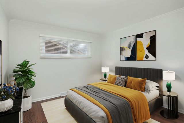 1913 Milton Avenue, Northbrook, IL 60062