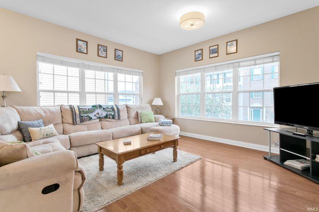 127 Clancey Street, South Bend, IN 46637