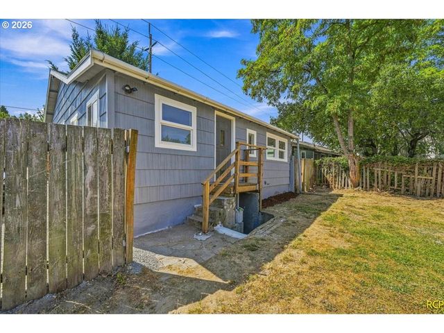 9103 Ne PRESCOTT St, Portland, OR 97220