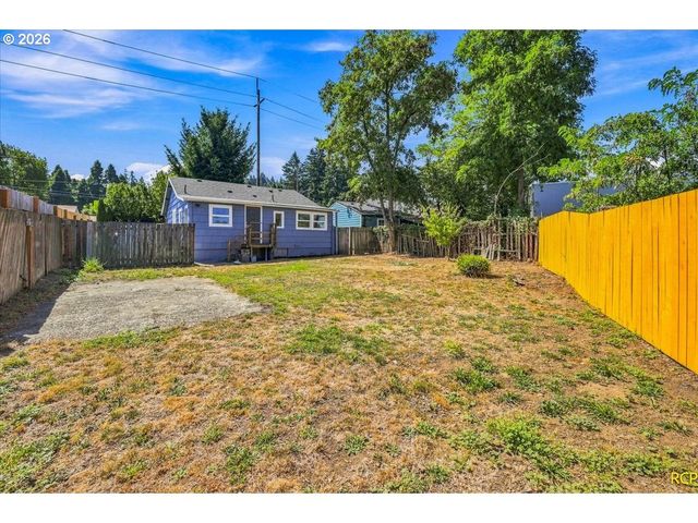 9103 Ne PRESCOTT St, Portland, OR 97220