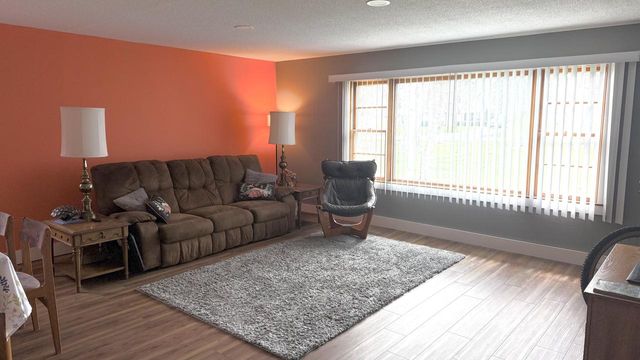 6516 Green Ridge DRIVE, Mount Pleasant, WI 53406