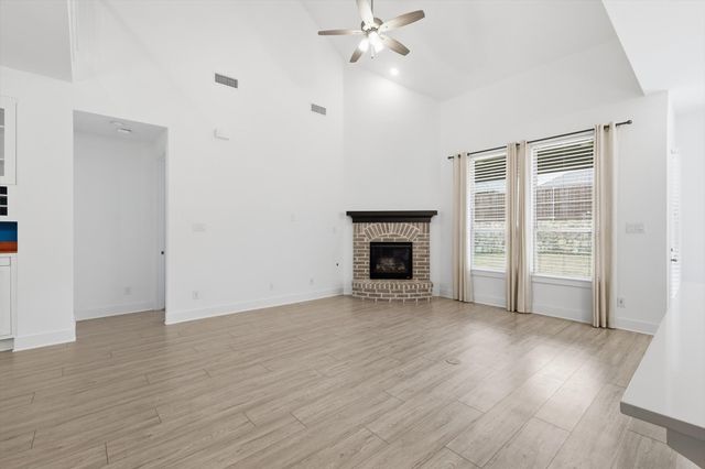 9416 Trailway Drive, Oak Point, TX 75068