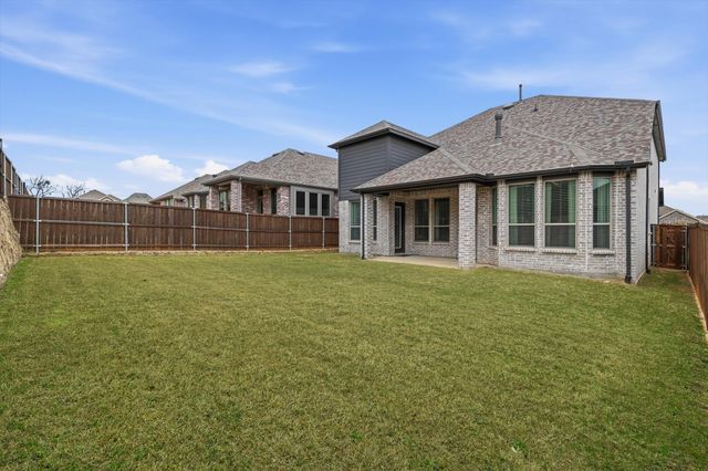 9416 Trailway Drive, Oak Point, TX 75068