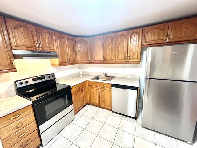 4314 NW 9th Avenue 4-2b, Deerfield Beach, FL 33064